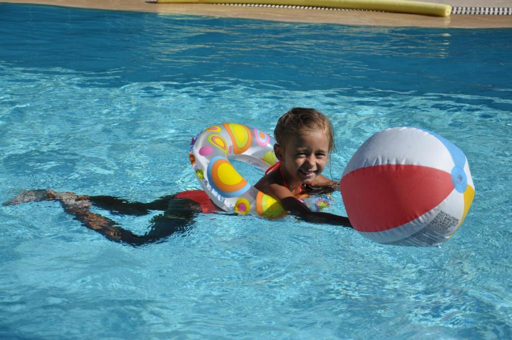 Tuncer Garden Hotel Kemer Exterior foto